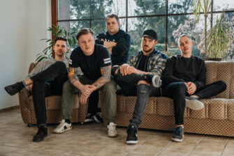 RISING INSANE veröffentlichen ihre neue Single mit Video zu „HIGH HOPES!“