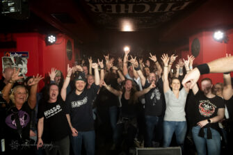 Dumm & Glücklich bei der DTH & Broilers Party im Pitcher – Fotos