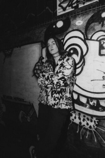 mille legt nach mit „Sad Girl“ – Starker Song mit Aussage