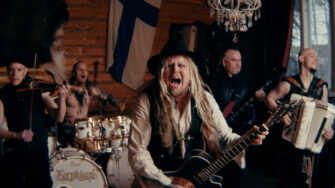 KORPIKLAANI mit neuer Single samt Video zu „Aita“