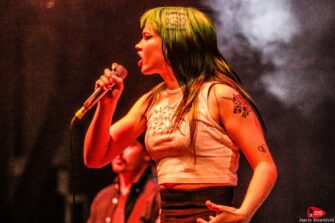 SCOWL droppen neue Single „B.A.B.E.“