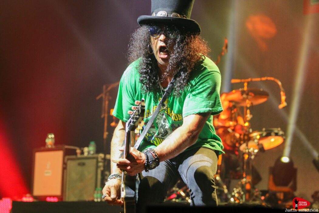 SLASH featuring MYLES KENNEDY AND THE CONSPIRATORS – Duesseldorf – Justin Herschfeld (56)
