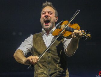 Im Interview mit Flo von Versengold