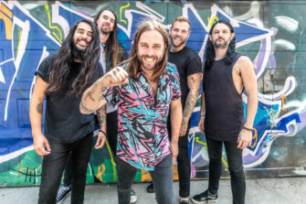 THE LAZYS zeigen ihr neues Video „Hot Under The Collar“