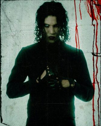 CRUCIFICTION feat. Darius Tehrani mit Brutaler Single zu „VHS“