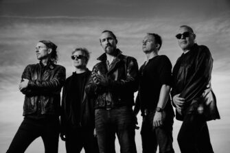 Starker Newcomer-Rock von EVON ROSE mit „Fire vs. Water“