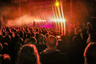WHILE SHE SLEEPS in der Turbinenhalle Oberhausen – Fotos