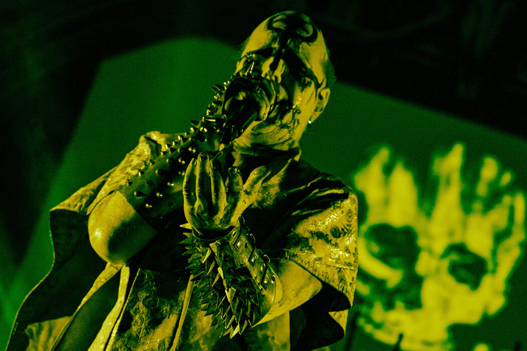 DSC0584405_12_2024_MAYHEM_OB_Turbinenhalle_Sharpshooter_Pics_Ulli