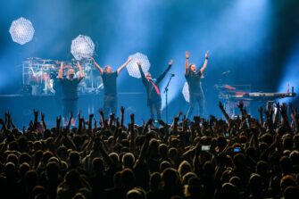 RIVERSIDE veröffentlichen neue Single zu „Friend or Foe? (Live ID.)“