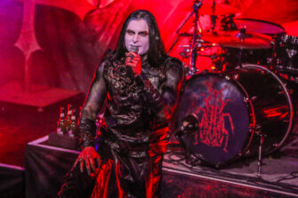 Nachtblut in dem Kulttempel in Oberhausen – Fotos