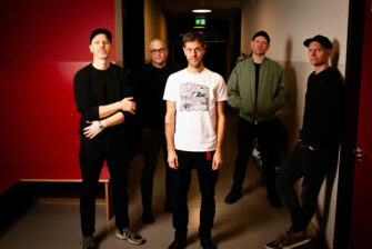 CAPTAIN PLANET mit neuer Single „Staub“