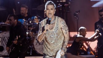 Robbie Williams kündigt neues Album „Britpop“ an