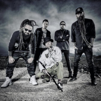 FIVE FINGER DEATH PUNCH kündigen Best Of Vol.1 an & veröffentlichen Video „I Refuse“