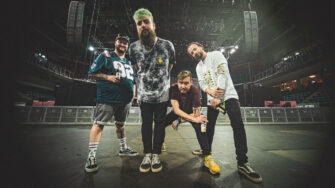 Indecent Behavior droppen neue Single „GROWN UP“