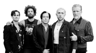 Queens of the Stone Age auf „The End is Nero“ Tour