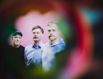CLICKCLICKDECKER mit neuer Single „Rumours und Prospekte“
