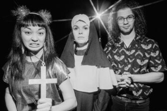 The Dead End Kids mit neue Single „Angriff der Yogi-Ritter“