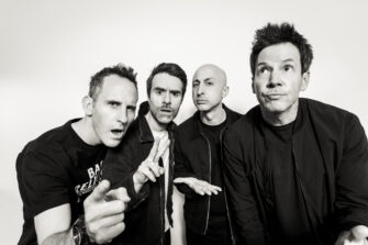 Simple Plan’s „Kids In The Crowd“-Doku
