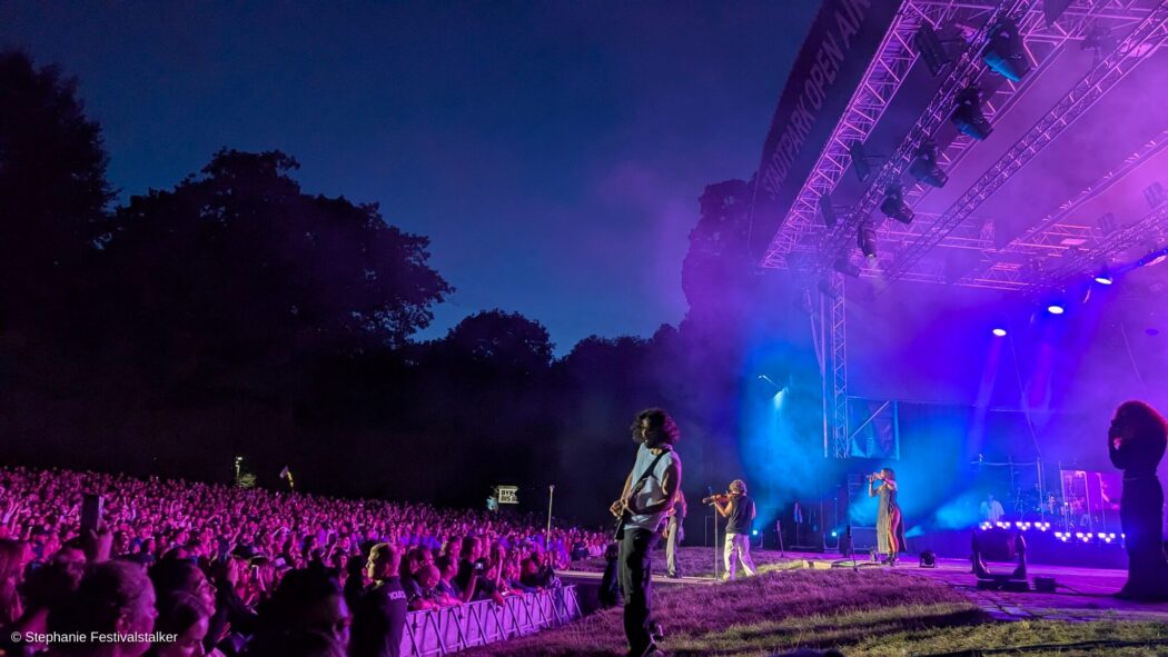 Nelly Furtado beim Stadtpark Open Air Hamburg
