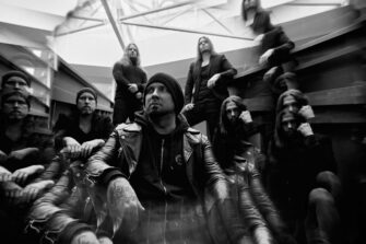 SWALLOW THE SUN feiern Finnischen Grammy Gewinn mit neuem Video zu “Velvet Chains”