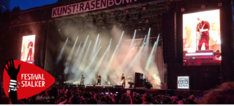 Review: Queens Of The Stone Age Wüstenshow auf dem Kunst!Rasen Bonn