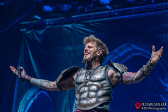 FEUERSCHWANZ veröffentlichen Live-Video zu „Knightclub“