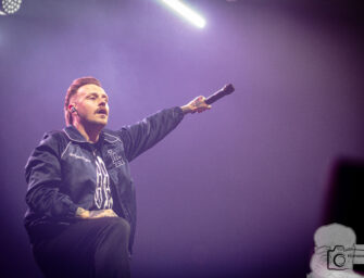 ARCHITECTS mit dem Video zu „BROKEN MIRROR“