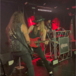 Review: Heißer Tourstart von H.E.A.T. in der GrooveStation Dresden