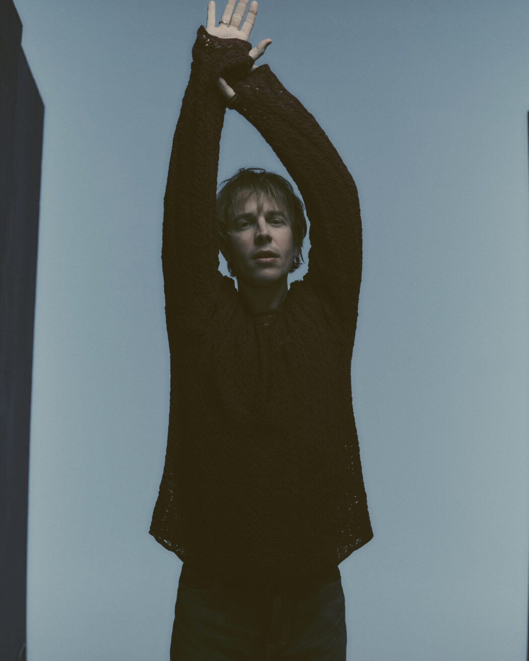 Tom_Odell_Pressshot20251_Credit_Darren_Gwynn_3600x4500