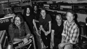 Foo Fighters veröffentlichen „Asking For A Friend“