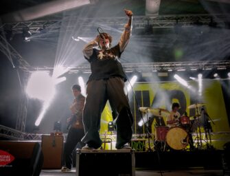 Nikra – über beide Ohren Tour