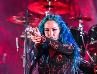 Arch Enemy in der Mitsubishi Electric HALLE in Düsseldorf – Fotos