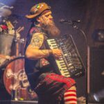 Mr. Hurley und die Pulveraffen in der Turbinenhalle Oberhausen – Fotos