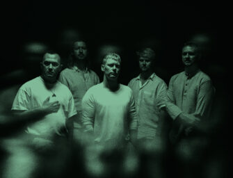 MØL melden sich mit neuer Single „Young“ zurück