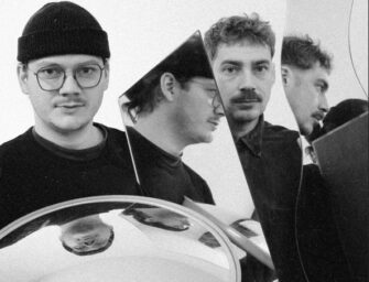 Walking On Rivers mit neuer Single „Like a Wave“