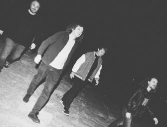 Madsen machen eine Zeitreise in „1995“