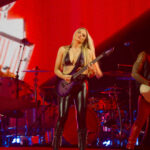 MGK live in München: So war die Lost Americana Show in der Olympiahalle | Konzertreview & Fotos MGK live in München: So war die Lost Americana Show in der Olympiahalle | Konzertreview & Fotos