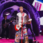 MGK live in München: So war die Lost Americana Show in der Olympiahalle | Konzertreview & Fotos MGK live in München: So war die Lost Americana Show in der Olympiahalle | Konzertreview & Fotos