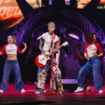 MGK live in München: So war die Lost Americana Show in der Olympiahalle | Konzertreview & Fotos MGK live in München: So war die Lost Americana Show in der Olympiahalle | Konzertreview & Fotos