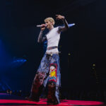 MGK live in München: So war die Lost Americana Show in der Olympiahalle | Konzertreview & Fotos MGK live in München: So war die Lost Americana Show in der Olympiahalle | Konzertreview & Fotos