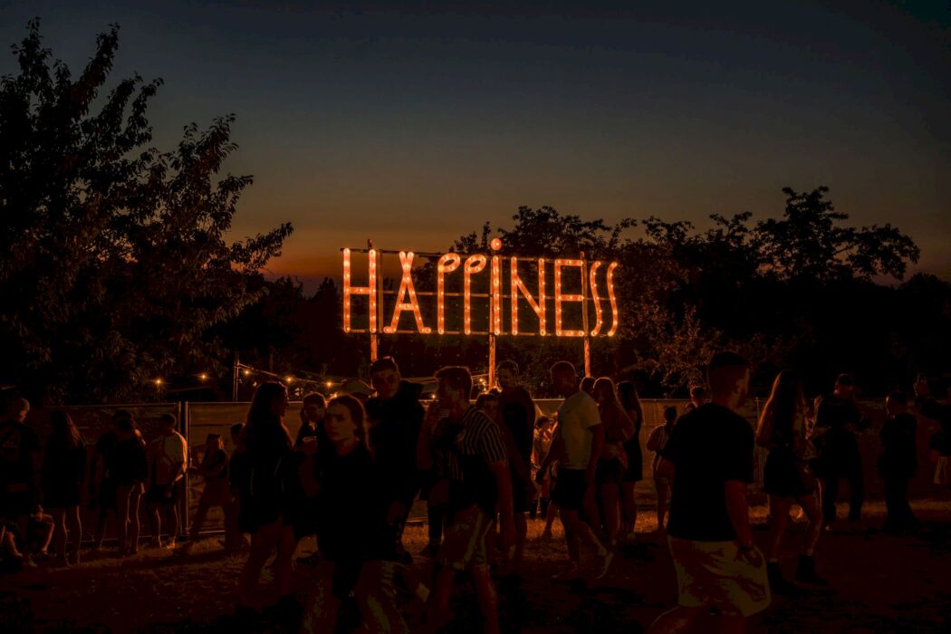 happiness_festival_2025_by_florian_wolf_flow_dng-050_result.2000×0