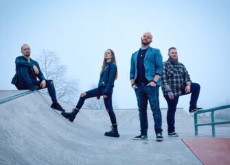 ROXTON released Album Deluxe Version mit neuer Single „Sorrow“