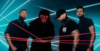 Europa-Tour Smash into Pieces