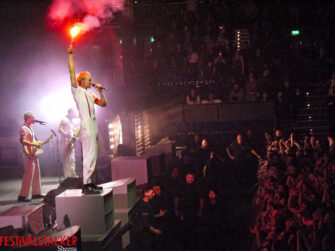 Review & Galerie: Kraftklub @ Wunderino Arena Kiel