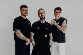 FRIENDS DON’T LIE – Zenit der Dramaturgie Album & Live Termine