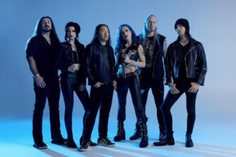 DRAGONFORCE kündigen Alissa White-Gluz als neue Sängerin an