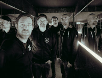 Massendefekt mit neuer Single „Voll daneben, halb OK!“