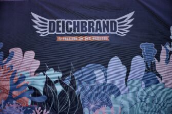Deichbrand Festival 2026 – Freitag Review & Galerie