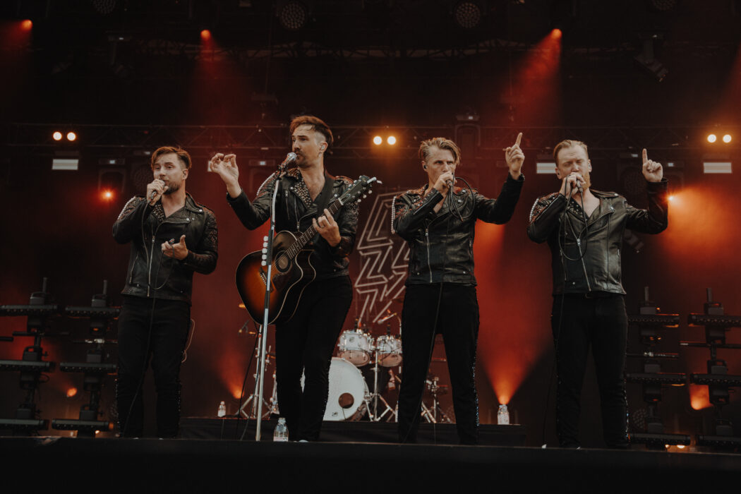 05_royal-republic-sion_Foto_dianamuehlberger-getbackstage