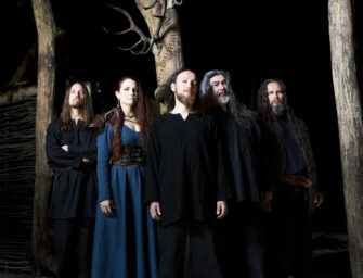 SKÁLD veröffentlicht dritte Single „Dǫkksalir“